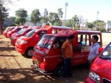 Phuket Illegal Tuk-Tuk Drivers Protest: They Want to Join Legal Ranks