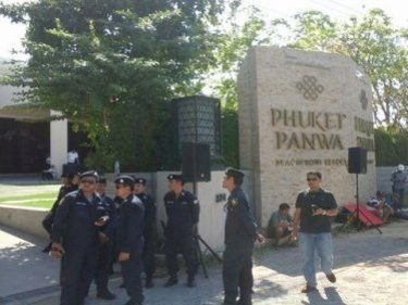 Phuket Resort Protest Concludes With Army, Navy and PM's Office Overseeing Happy Ending