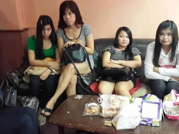 Phuket Police arrest illegal masseurs