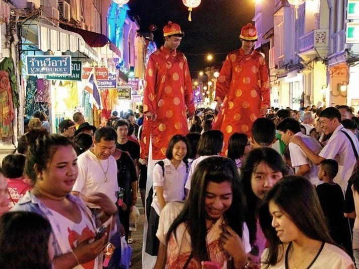 Thais to spend more on travel, but in Thailand
