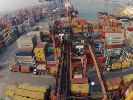 Prayut airs concerns on exports and economy