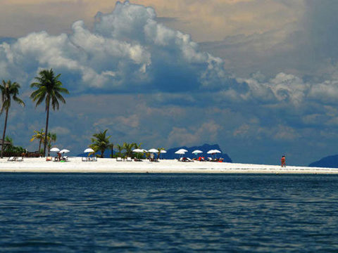 Thai Andaman coast as World Heritage