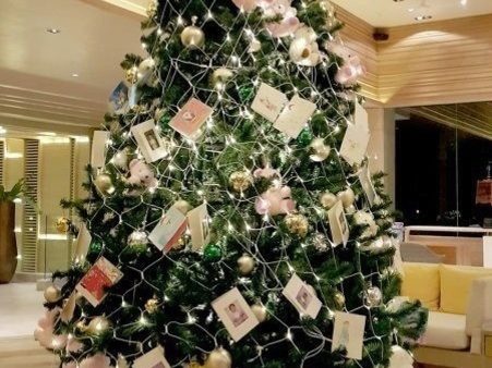 Christmas cards for charity at Amari Phuket