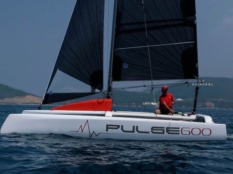 Phukets Multihull Solutions sells world’s first two Corsair Pulse 600s