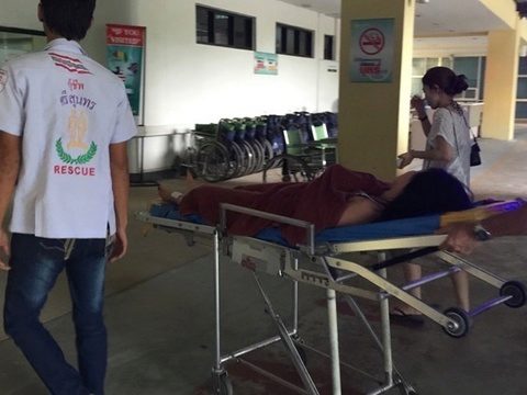 Phuket tourist hospitalised with possible stingray sting