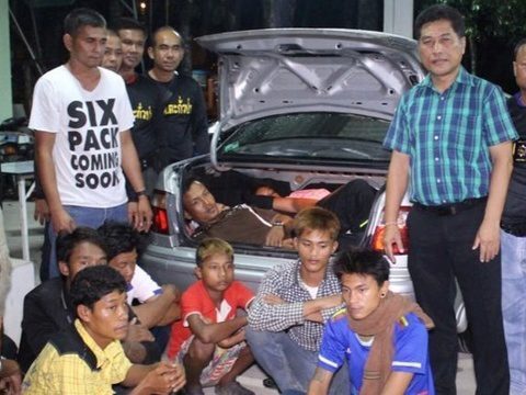 People smuggler and 10 migrants arrested near Phuket