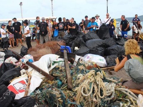 Phuket marine vessels to be equipped with onboard rubbish bins