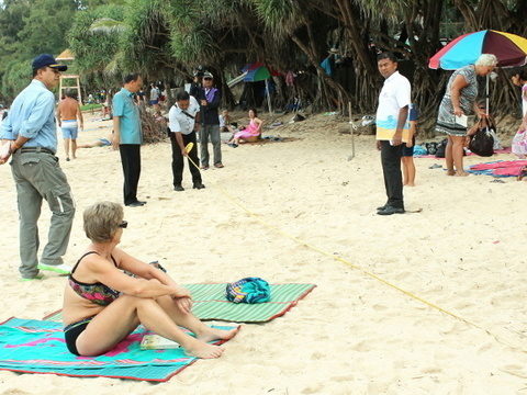 Phuket mayor discovers you cant please all the beach people all the time